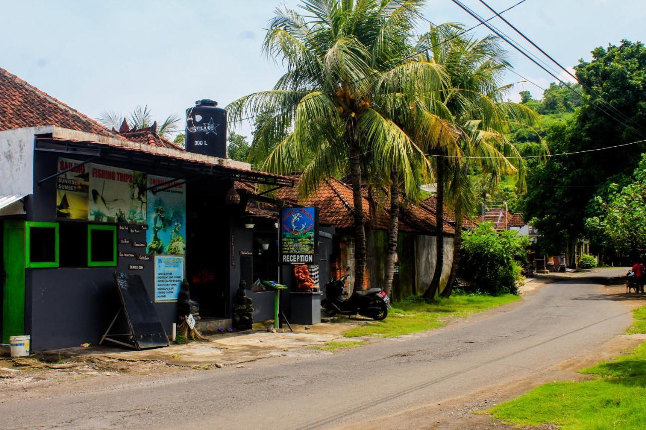Coconut Beach Bungalows & Warung Amed Екстериор снимка